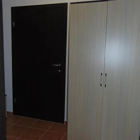 Boyika Iglika 2 アパート