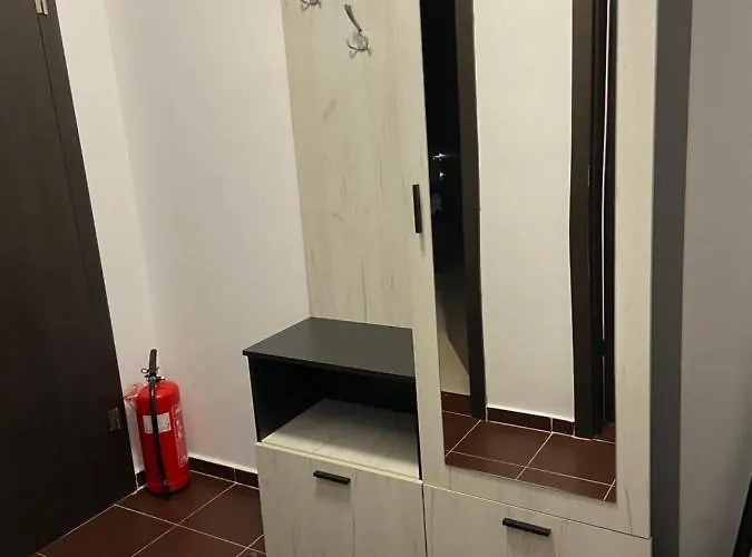 Boyika Iglika 2 Borovec